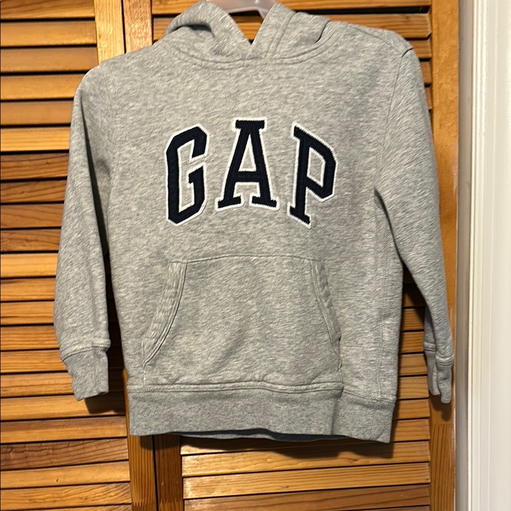 GAP size 4/5 Kids Gray Hoodie